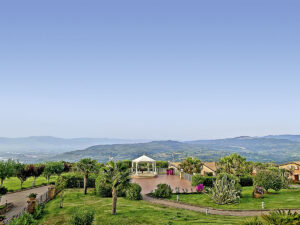 Buche jetzt deinen Traumurlaub im Popilia Country Resort in  ➝ schon ab 641 €!