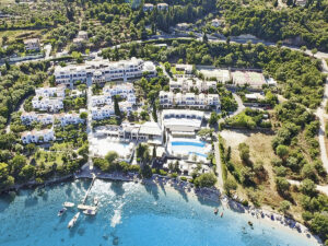 Buche jetzt deinen Traumurlaub im Porto Galini Seaside Resort & Spa in  ➝ schon ab 1081 €!