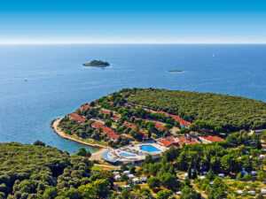 Buche jetzt deinen Traumurlaub im Resort Petalon in  ➝ schon ab 745 €!