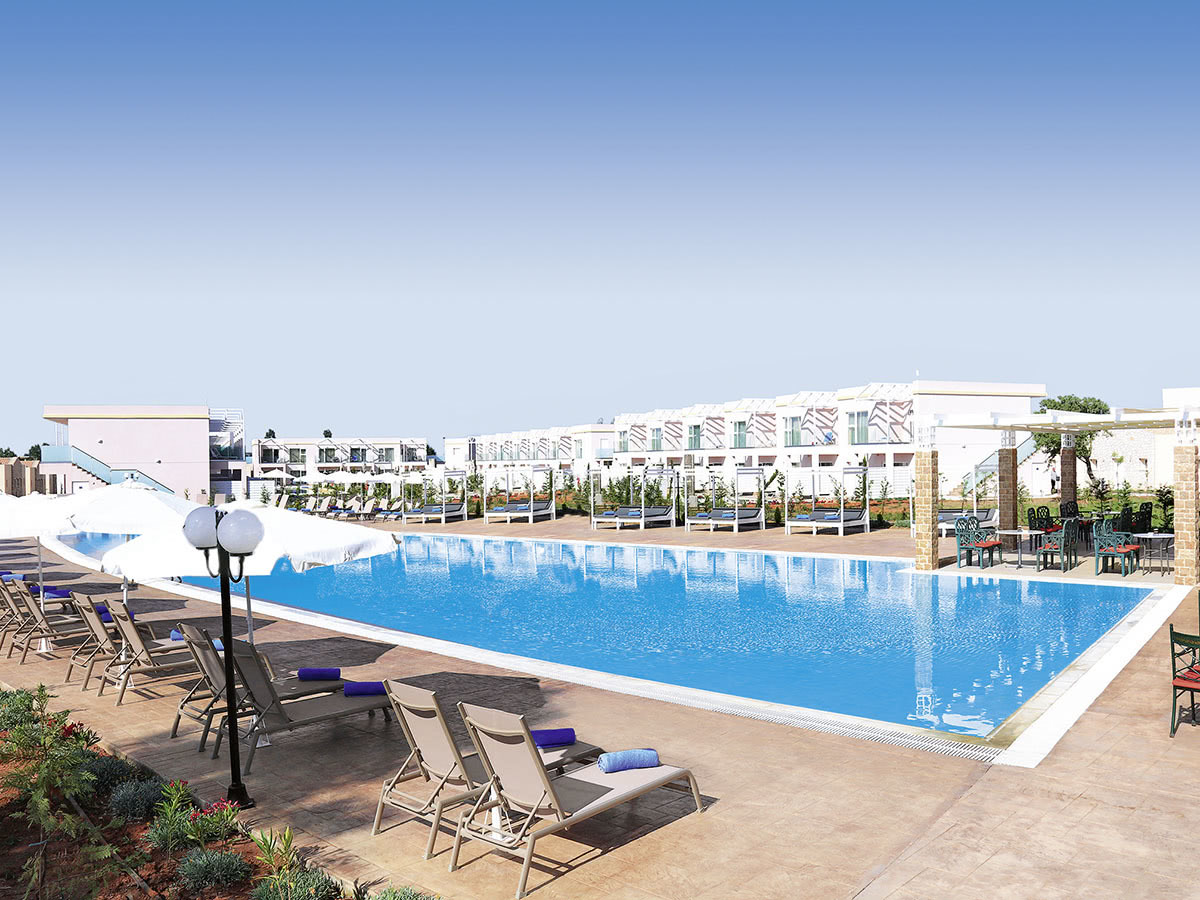 Buche jetzt deinen Traumurlaub im Sandy Beach Resort in  ➝ schon ab 1081 €!