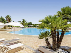 Buche jetzt deinen Traumurlaub im Sant'Elmo Beach Hotel in  ➝ schon ab 824 €!