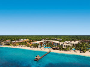 Buche jetzt deinen Traumurlaub im Secrets Aura Cozumel in  ➝ schon ab 1870 €!
