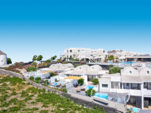 Buche jetzt deinen Traumurlaub im Smy Orizontes Santorini in  ➝ schon ab 971 €!