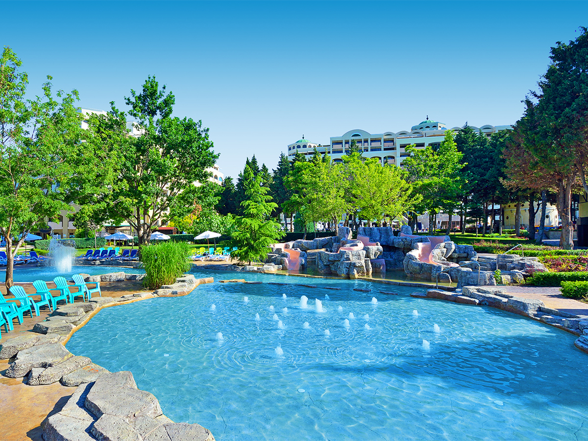 Buche jetzt deinen Traumurlaub im Sol Nessebar Palace in  ➝ schon ab 731 €!