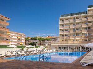 Buche jetzt deinen Traumurlaub im HTop Amatista in Spanien