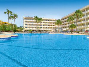 Buche jetzt deinen Traumurlaub im Hotel H10 Cambrils Playa in Spanien