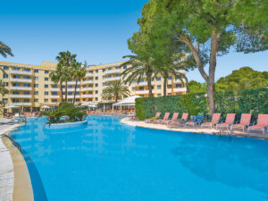 Buche jetzt deinen Traumurlaub im Hotel Ivory Playa in Spanien