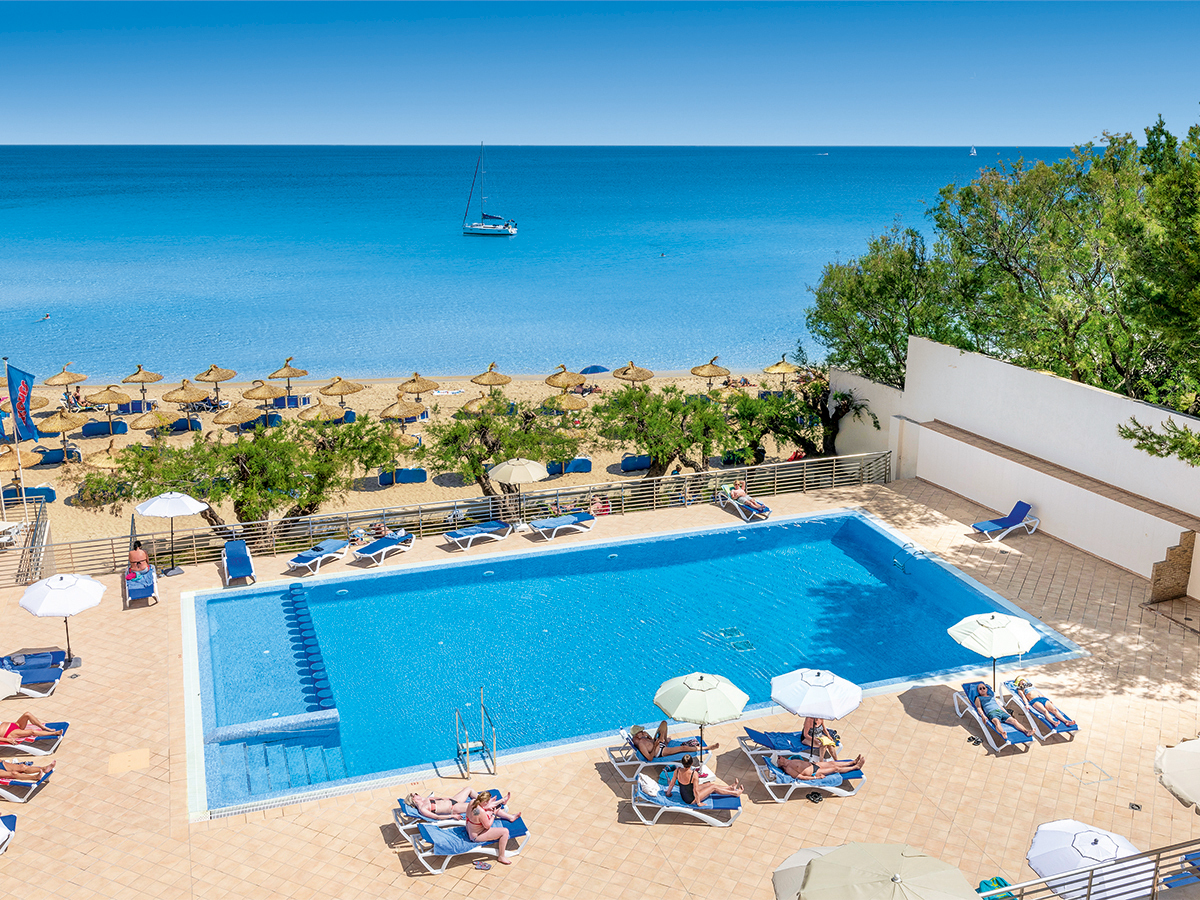 Buche jetzt deinen Traumurlaub im Hotel Na Forana in Spanien