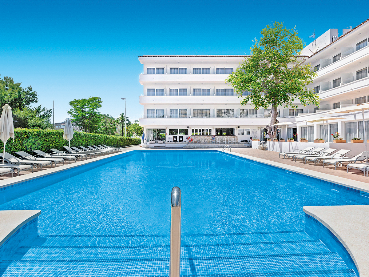 Buche jetzt deinen Traumurlaub im Hotel THB Dos Playas in Spanien