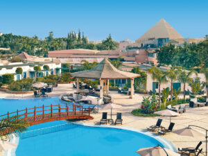 Buche jetzt deinen Traumurlaub im SteigenbergerPyramids in  ➝ schon ab 1289 €!