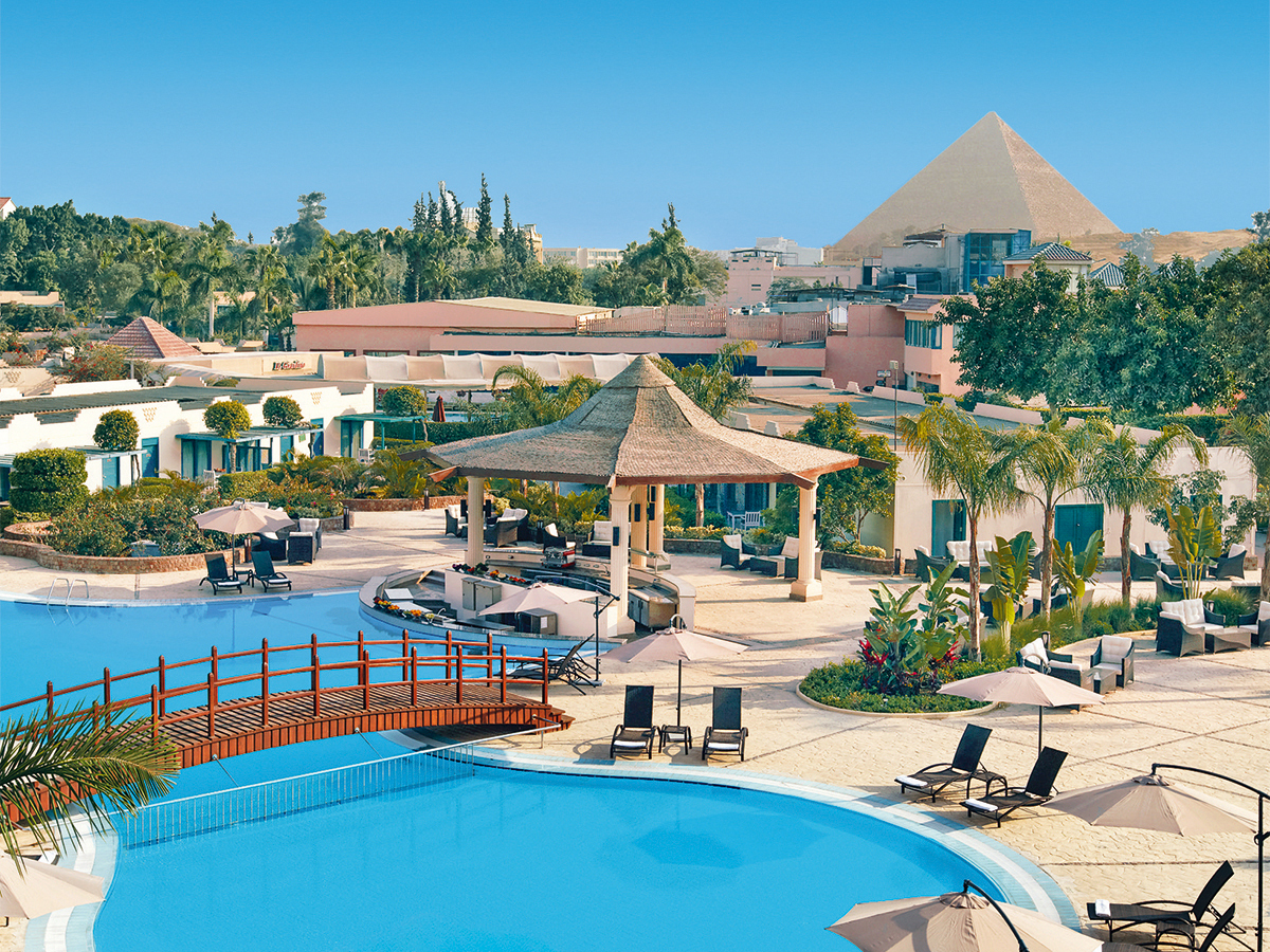 Buche jetzt deinen Traumurlaub im SteigenbergerPyramids in  ➝ schon ab 1289 €!