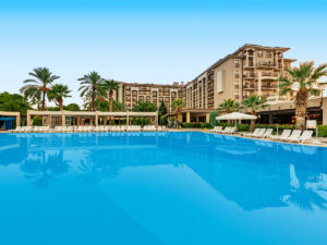 Buche jetzt deinen Traumurlaub im Sunis Elita Beach Resort in  ➝ schon ab 728 €!