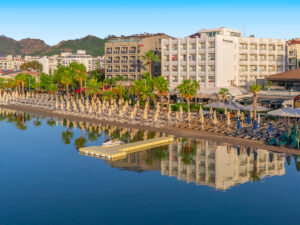 Buche jetzt deinen Traumurlaub im The Beachfront in  ➝ schon ab 881 €!