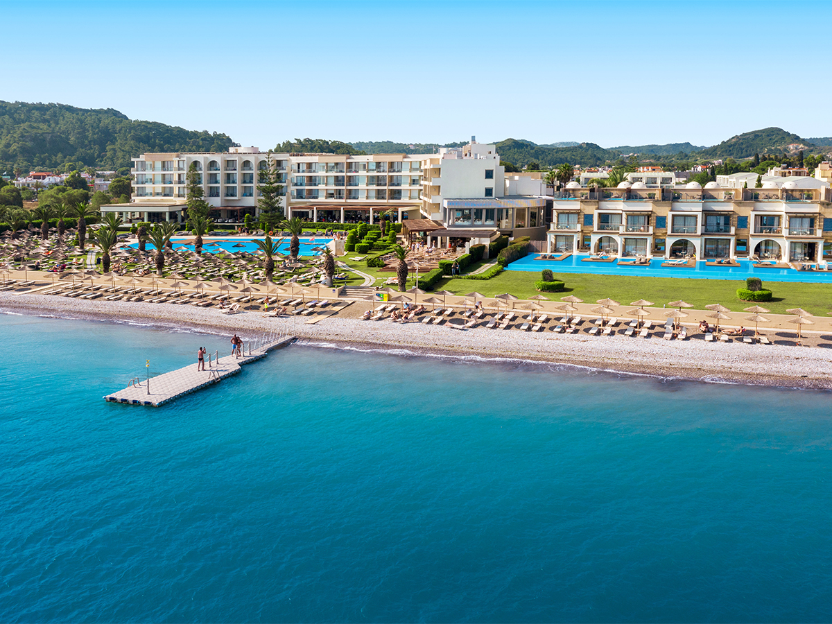 Buche jetzt deinen Traumurlaub im The Ixian Grand & All Suites in  ➝ schon ab 1279 €!