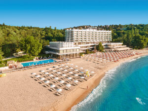 Buche jetzt deinen Traumurlaub im The Palace Hotel Sunny Day in  ➝ schon ab 742 €!