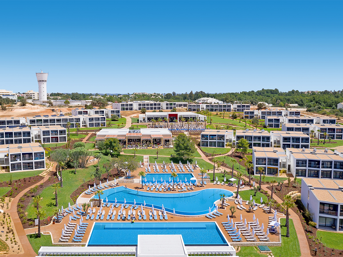 Buche jetzt deinen Traumurlaub im Tivoli Alvor Algarve Resort in  ➝ schon ab 1539 €!