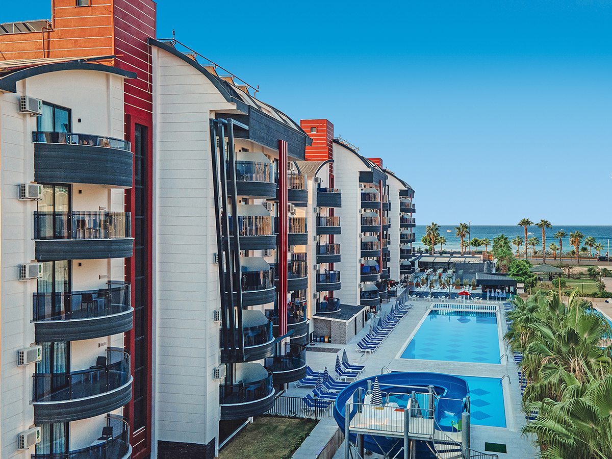 Buche jetzt deinen Traumurlaub im Grand Uysal Beach & Spa Hotel in Türkei