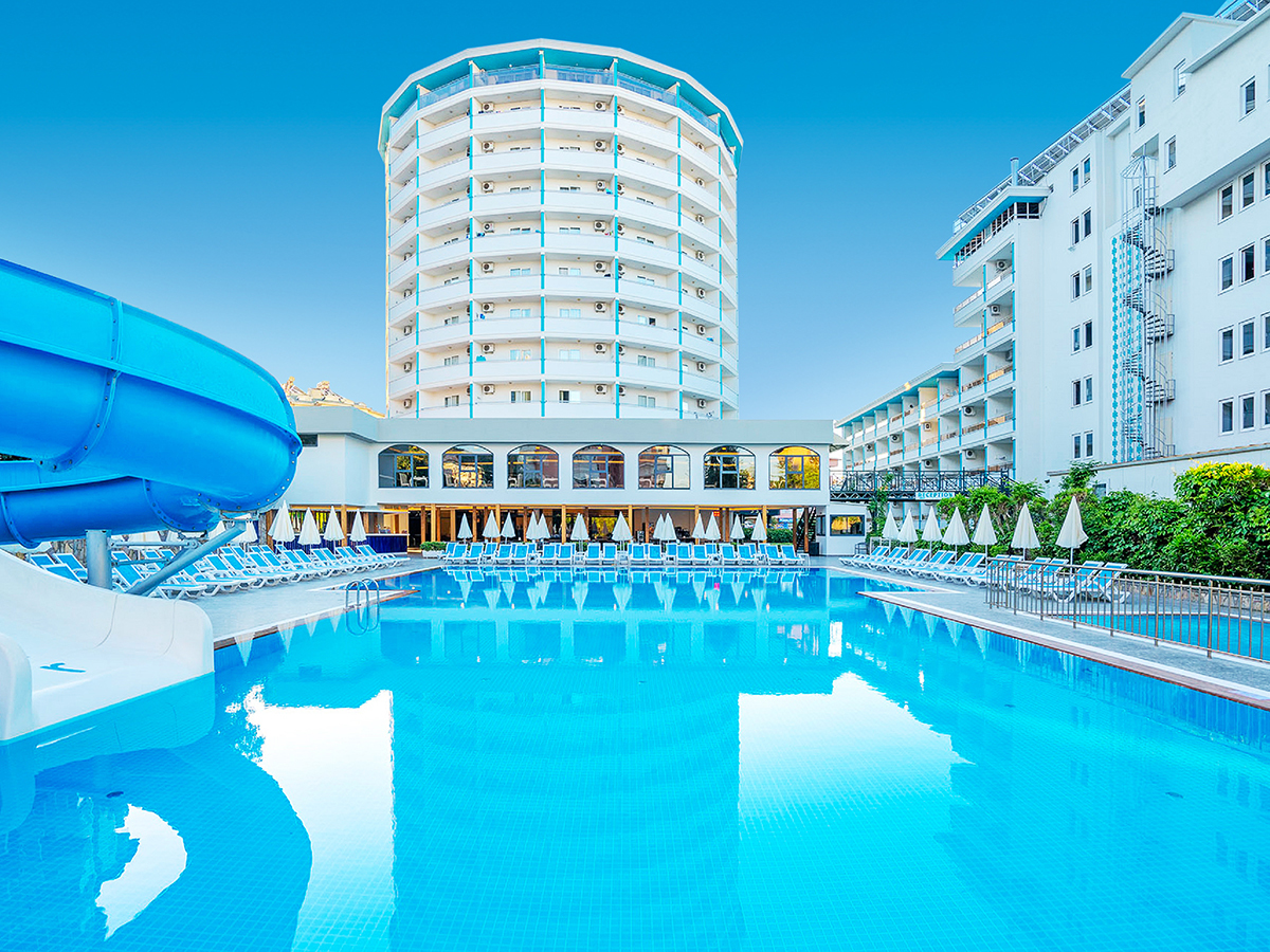 Buche jetzt deinen Traumurlaub im Hotel Blue Star in Türkei