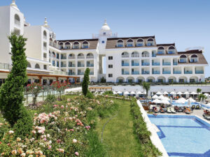 Buche jetzt deinen Traumurlaub im Hotel Side Crown Serenity in Türkei