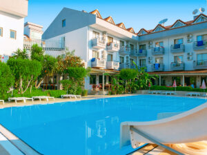 Buche jetzt deinen Traumurlaub im Hotel Silver in Türkei