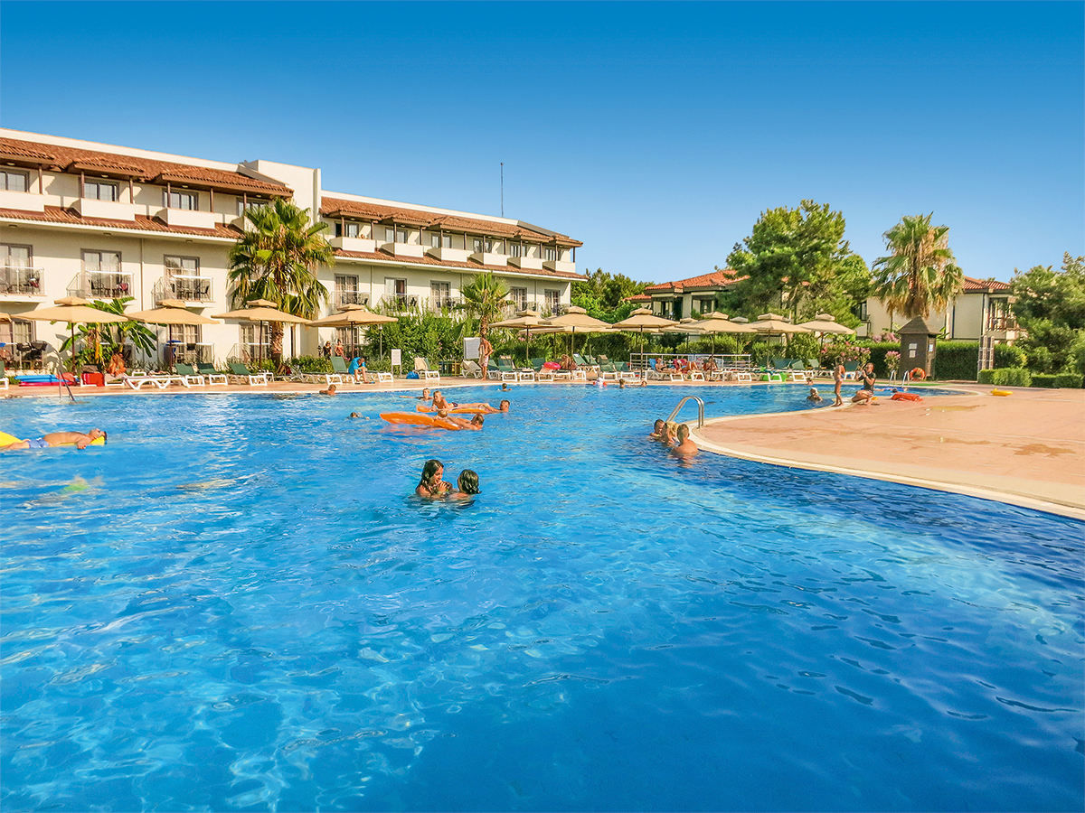 Buche jetzt deinen Traumurlaub im Hotel Club Nena in Türkei