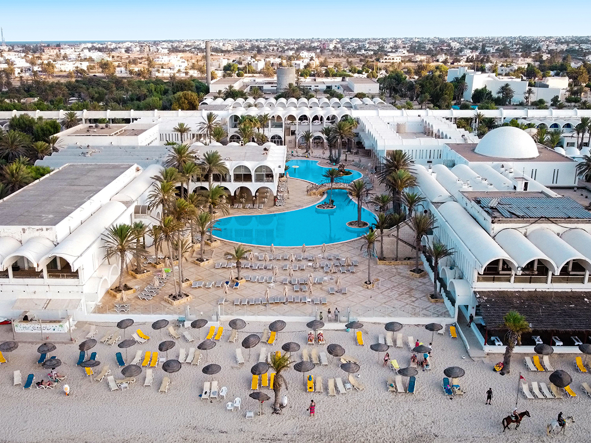 Buche jetzt deinen Traumurlaub im Monarque Dar Jerba Narjes in Tunesien