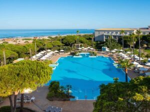 Buche jetzt deinen Traumurlaub im Valentin Sancti Petri in  ➝ schon ab 892 €!