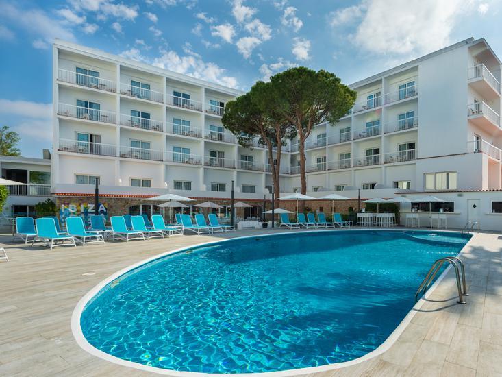 Buche jetzt deinen Traumurlaub im Vibra Marco Polo I in  ➝ schon ab 787 €!