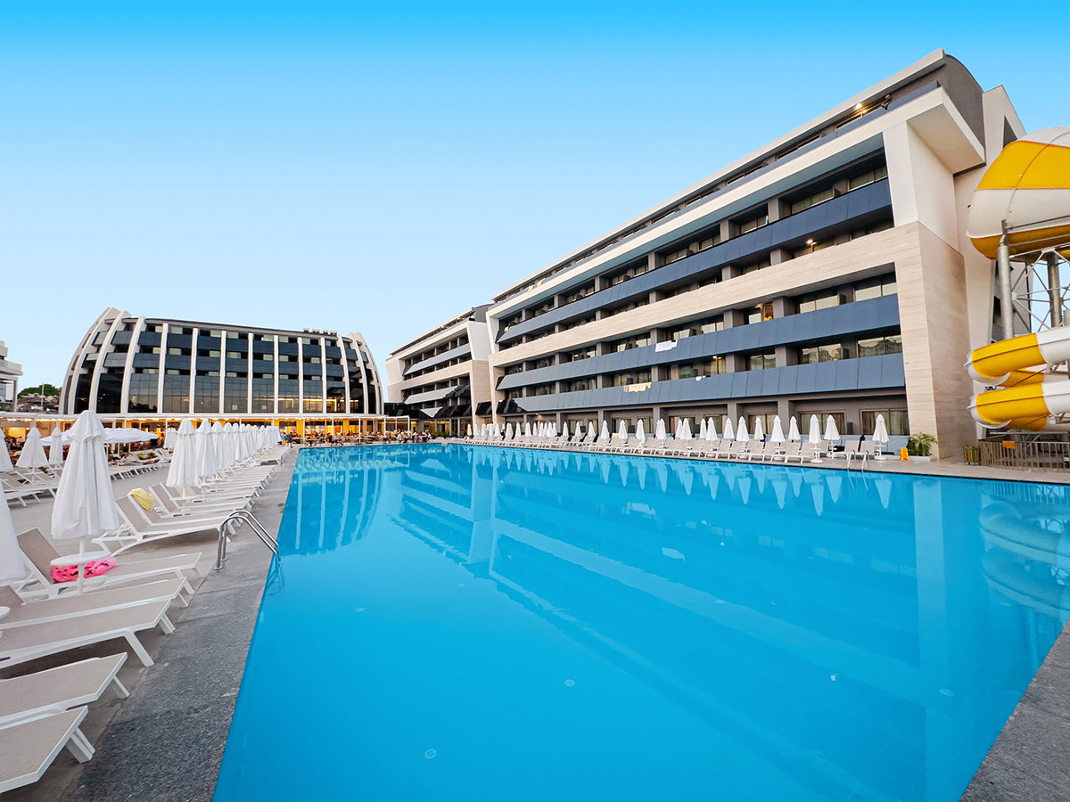 Buche jetzt deinen Traumurlaub im Victory Volare in  ➝ schon ab 812 €!