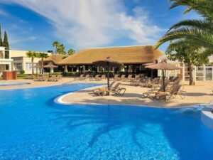 Buche jetzt deinen Traumurlaub im Vincci Costa Suite Hotel in  ➝ schon ab 899 €!