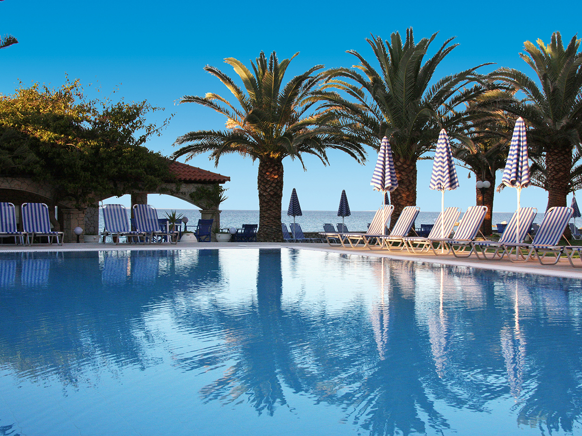 Buche jetzt deinen Traumurlaub im Zakantha Beach Hotel in  ➝ schon ab 770 €!