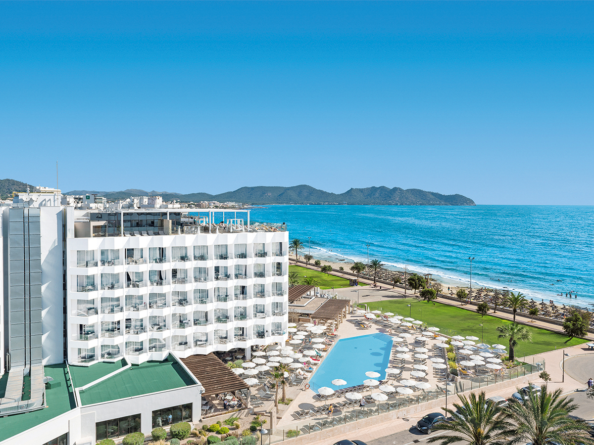 Buche jetzt deinen Traumurlaub im allsun Hotel Borneo in  ➝ schon ab 1038 €!