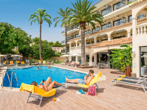 Buche jetzt deinen Traumurlaub im allsun Hotel Lago Playa Park in  ➝ schon ab 877 €!