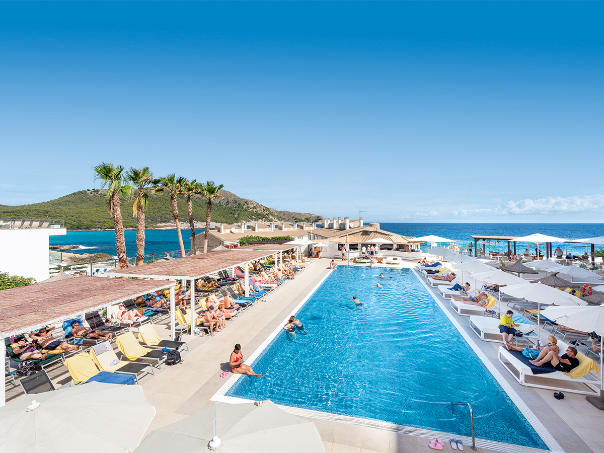Buche jetzt deinen Traumurlaub im allsun Hotel Lux de Mar in  ➝ schon ab 920 €!
