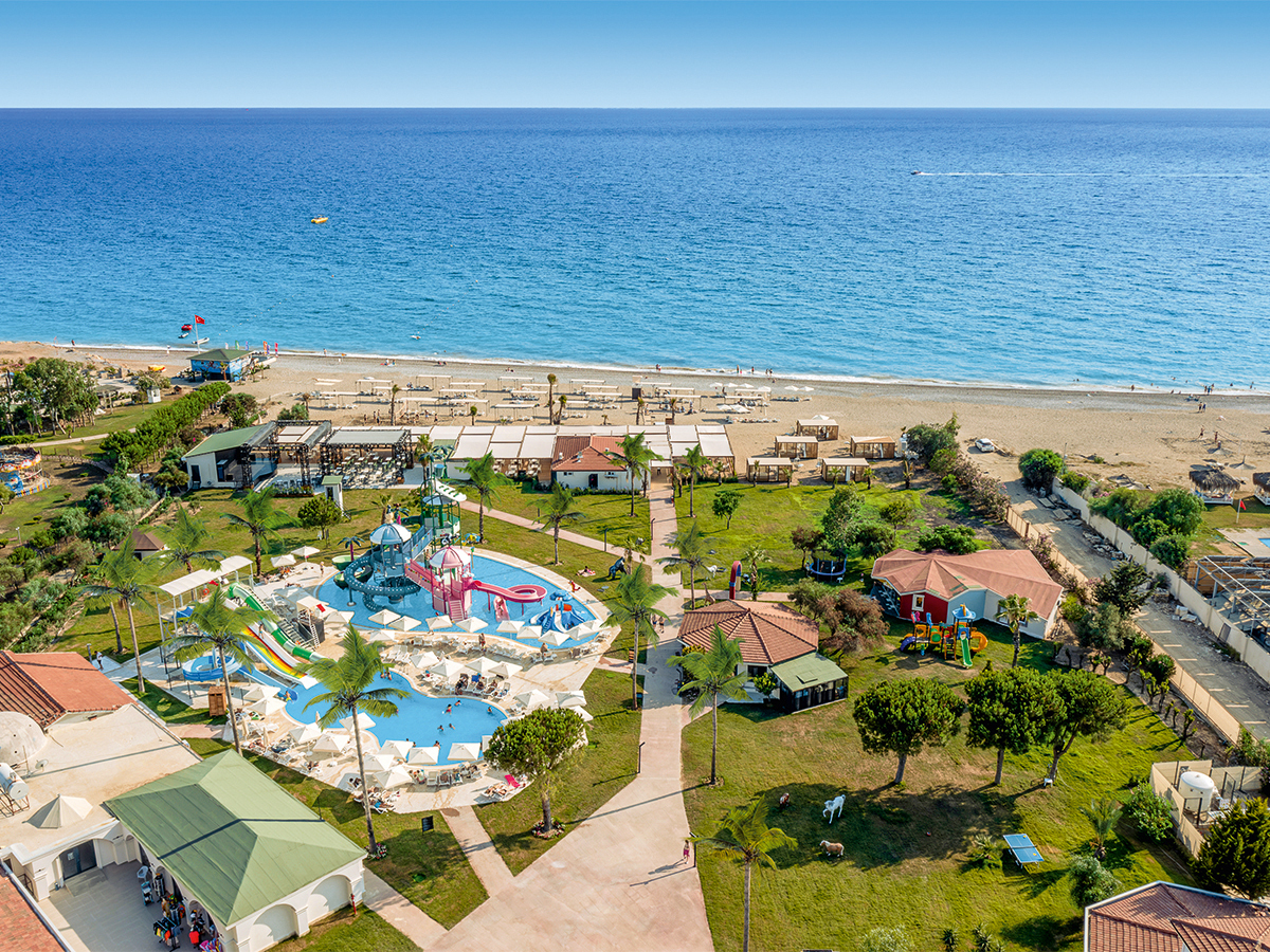 Buche jetzt deinen Traumurlaub im alltoura Club Hotel La Benata in  ➝ schon ab 635 €!