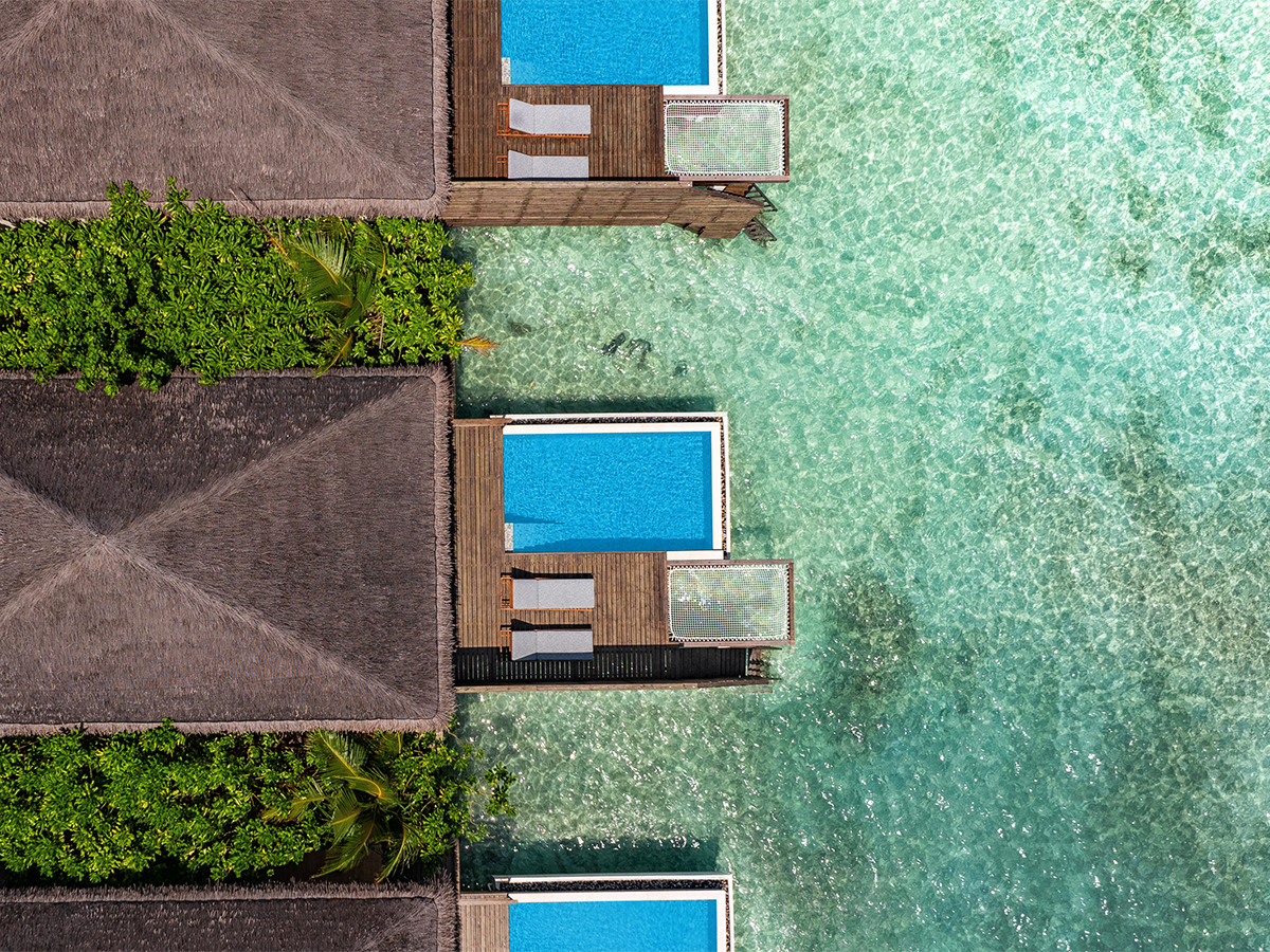 Buche jetzt deinen Traumurlaub im dusitD2 Feydhoo Maldives in  ➝ schon ab 3158 €!